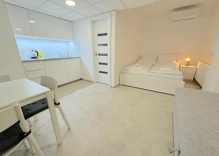 Krasny Byt - Apartman 1 V Srdci Centra